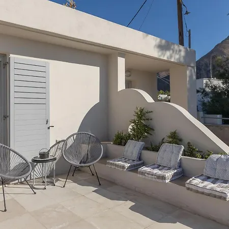 Traditional Seaview Villa In Santorini Perissa (Santorini)